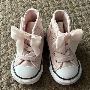 Converse Toddler Sneaker with Bows